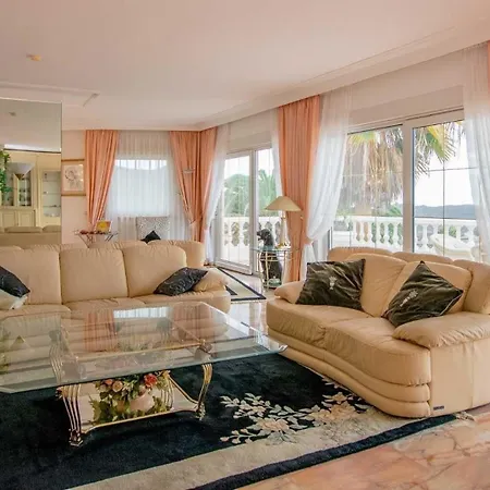 Holiday home Mit Beheizten Privat Pool Und Meersicht *